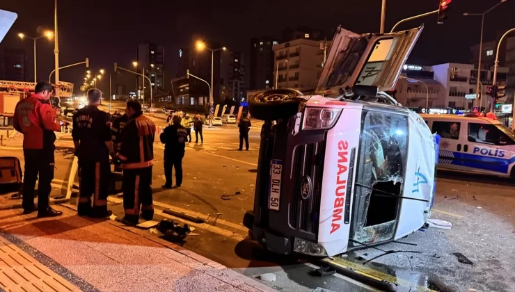 Mersin’de Ambulans ile Otomobil Çarpıştı: 7 Yaralı