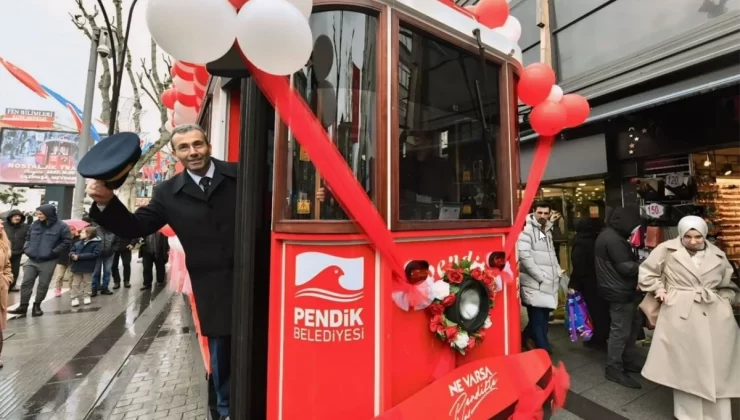 Pendik Belediyesi, güneş enerjisiyle çalışan nostaljik tramvayı hizmete sundu