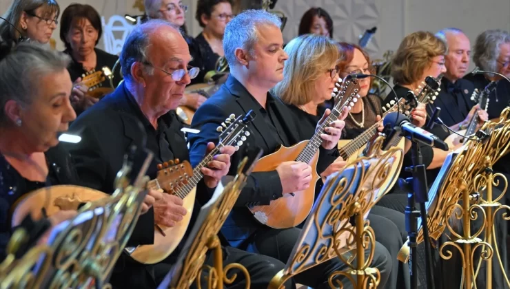 Ankara’da düzenlenen 1. Uluslararası Mandolin Festivali başladı