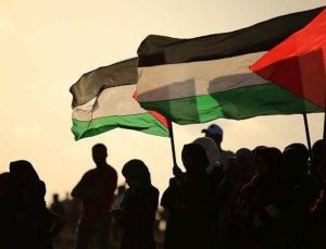 Husiler: Filistin meselesinden taviz vermeyeceğiz ve geri adım atmayacağız