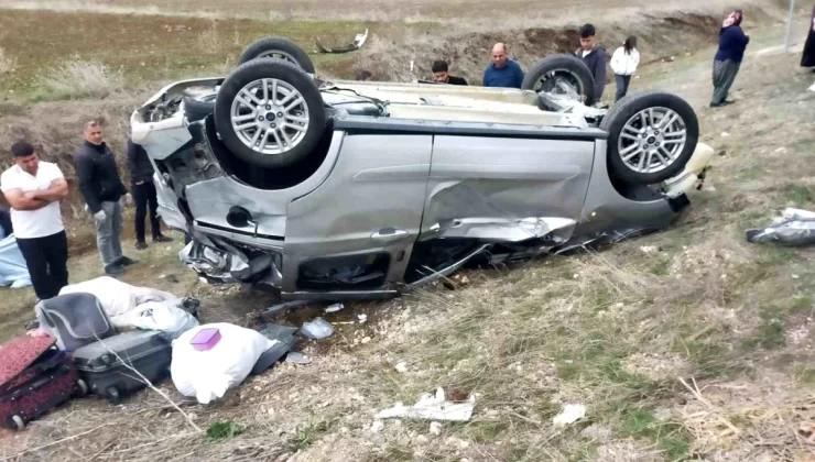 Sivas’ın İmranlı ilçesinde otomobil kazası: 5 yaralı