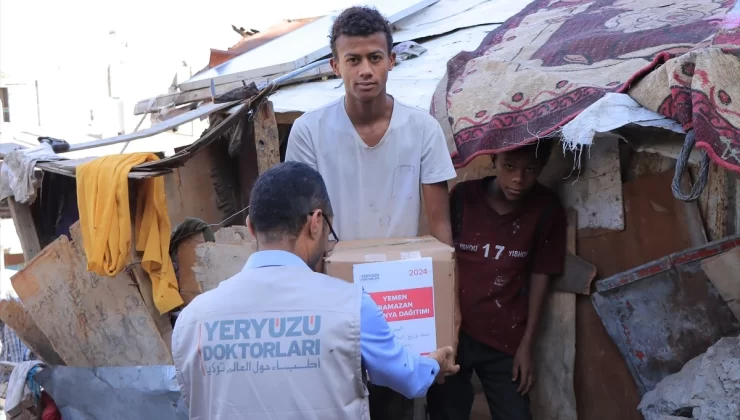 Yeryüzü Doktorları Yemen’de Ramazan Ayında İhtiyaç Sahiplerine Kumanya Dağıttı